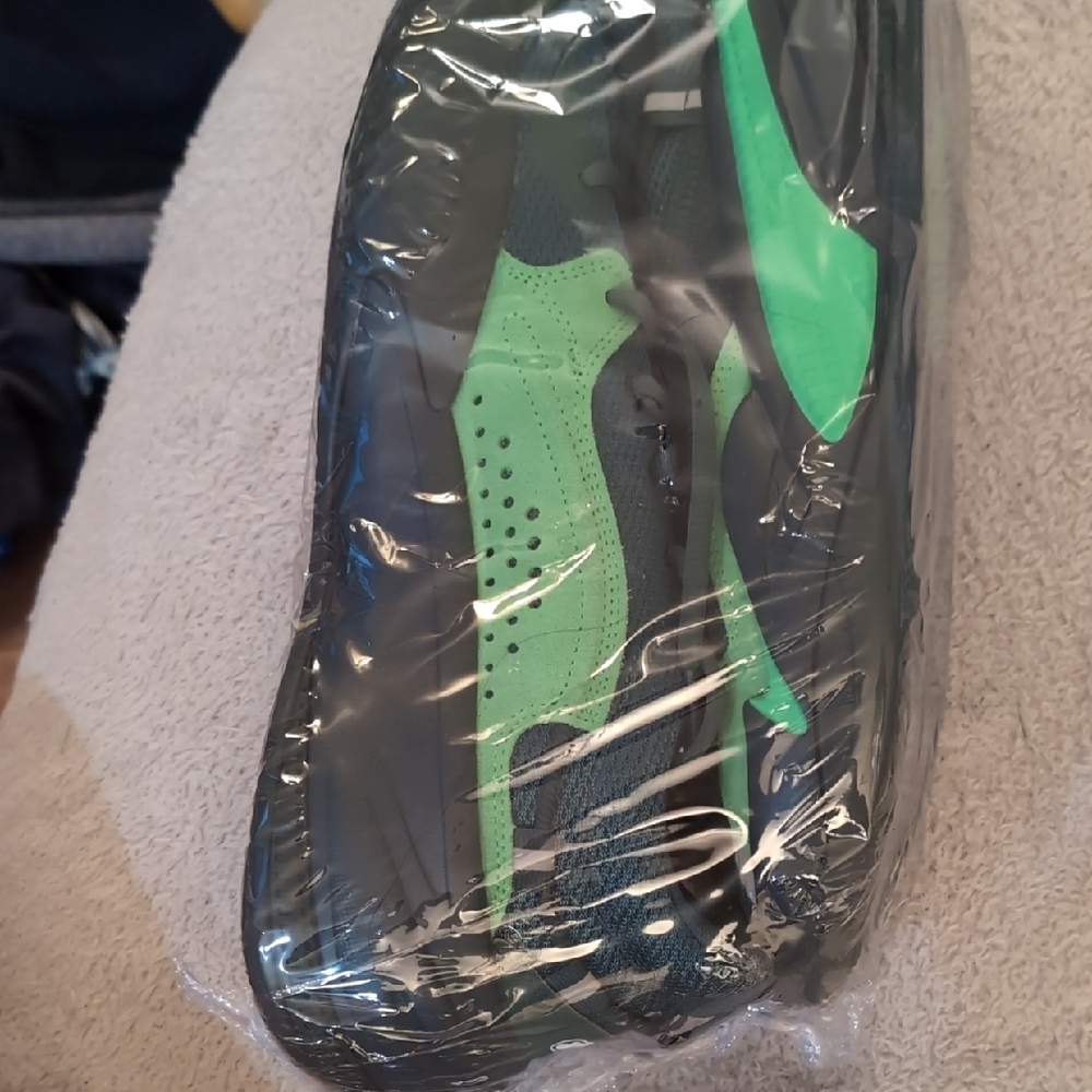 Puma Athletic Shoes in Black and Green